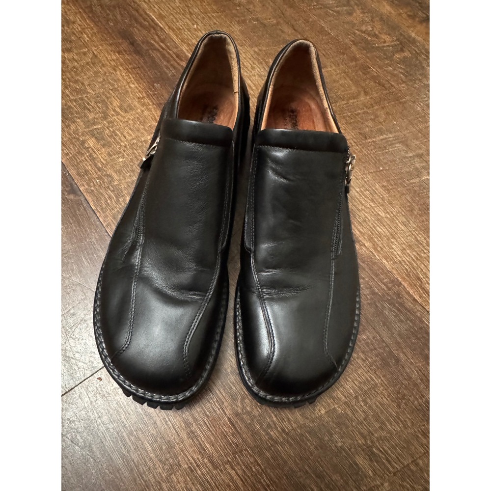 Donald J Pliner Sport Black Leather Zip Loafers Lug Sole Women's 8M